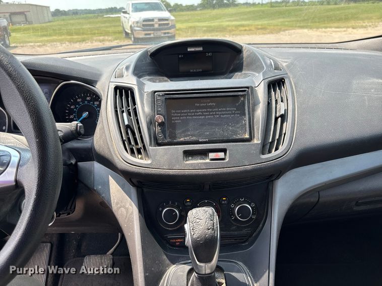 image for item DZ4529 2015 Ford Escape SUV