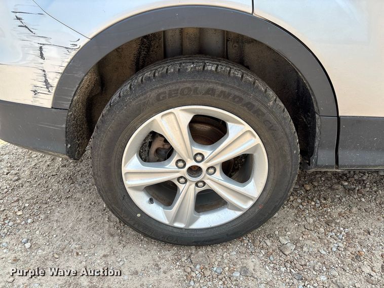 image for item DZ4529 2015 Ford Escape SUV