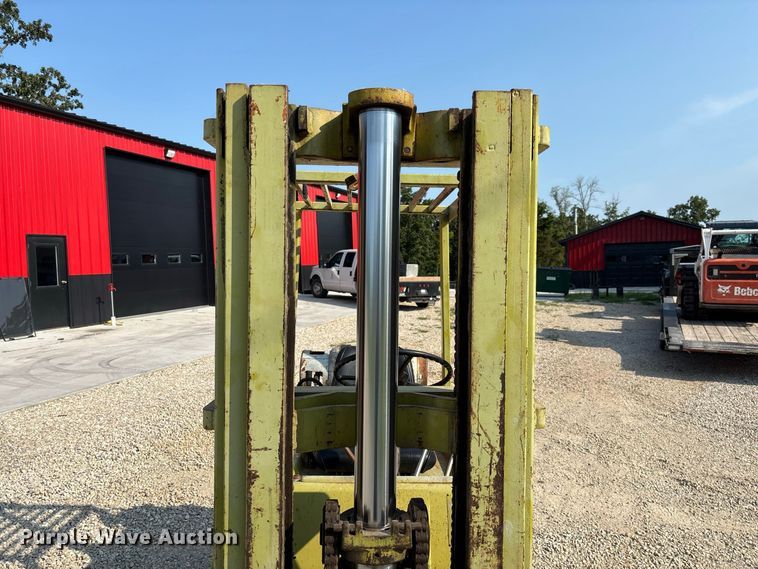 image for item DZ4570 Clark C500Y S60 forklift