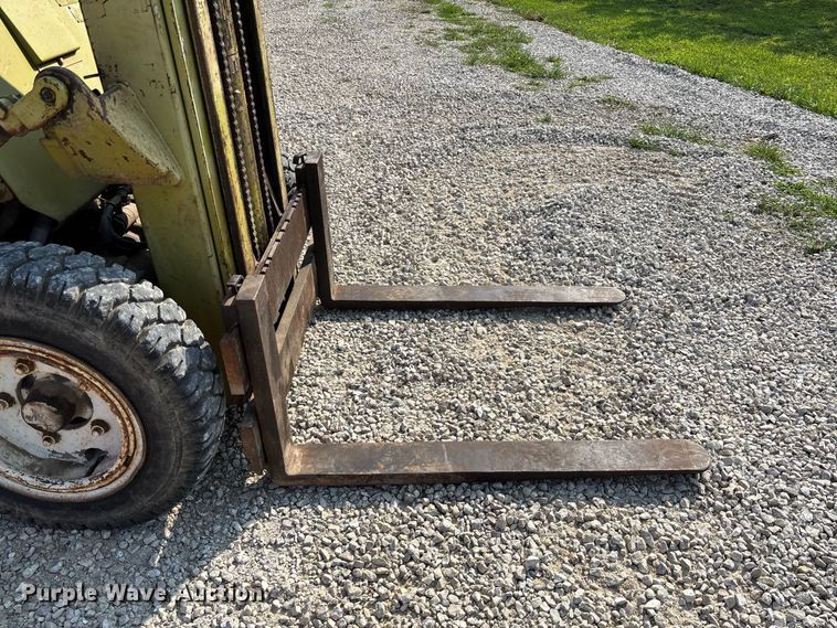 image for item DZ4570 Clark C500Y S60 forklift