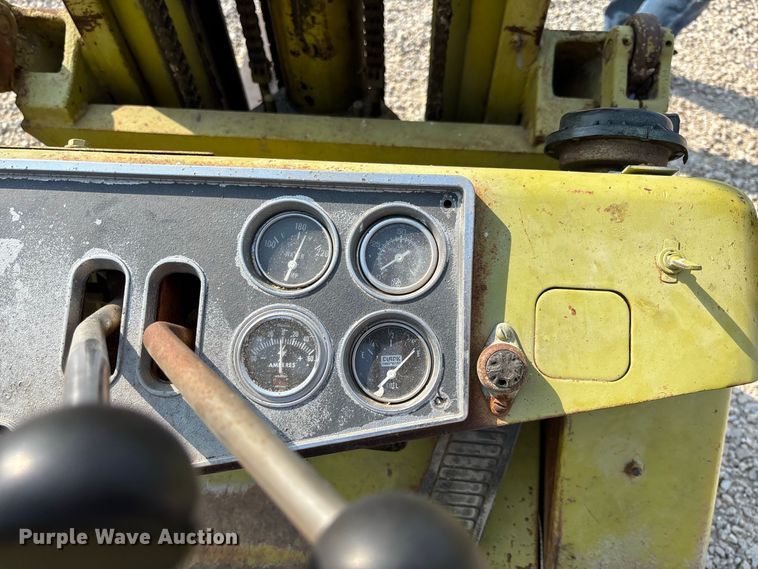 image for item DZ4570 Clark C500Y S60 forklift