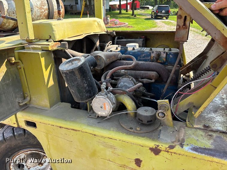 image for item DZ4570 Clark C500Y S60 forklift