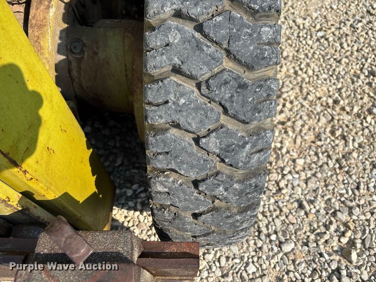 image for item DZ4570 Clark C500Y S60 forklift