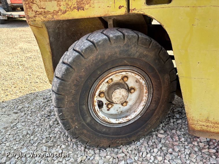 image for item DZ4570 Clark C500Y S60 forklift