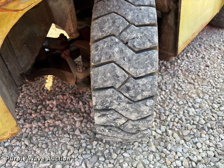 image for item DZ4570 Clark C500Y S60 forklift