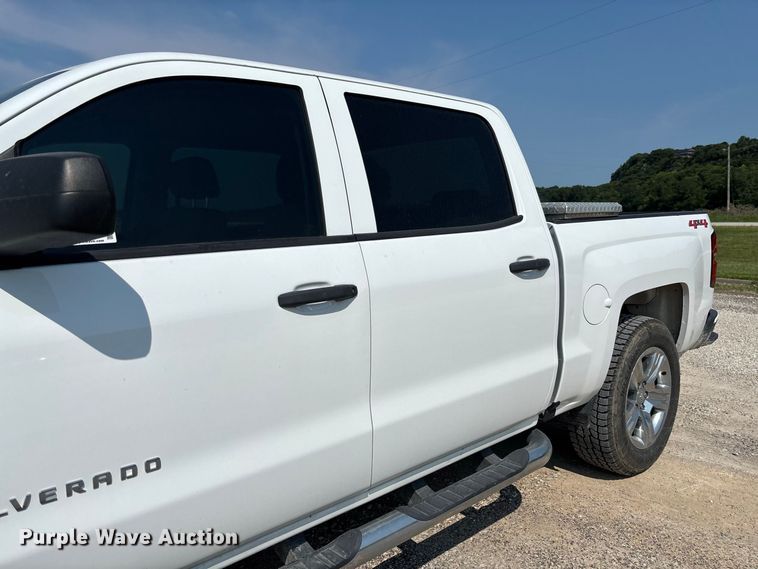 image for item DZ4571 2018 Chevrolet Silverado 1500 Crew Cab pickup truck