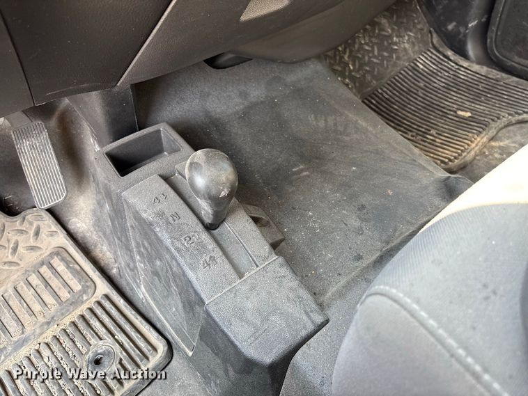 image for item DZ4571 2018 Chevrolet Silverado 1500 Crew Cab pickup truck