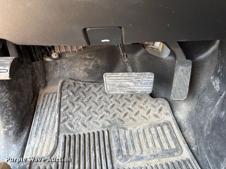 image for item DZ4571 2018 Chevrolet Silverado 1500 Crew Cab pickup truck