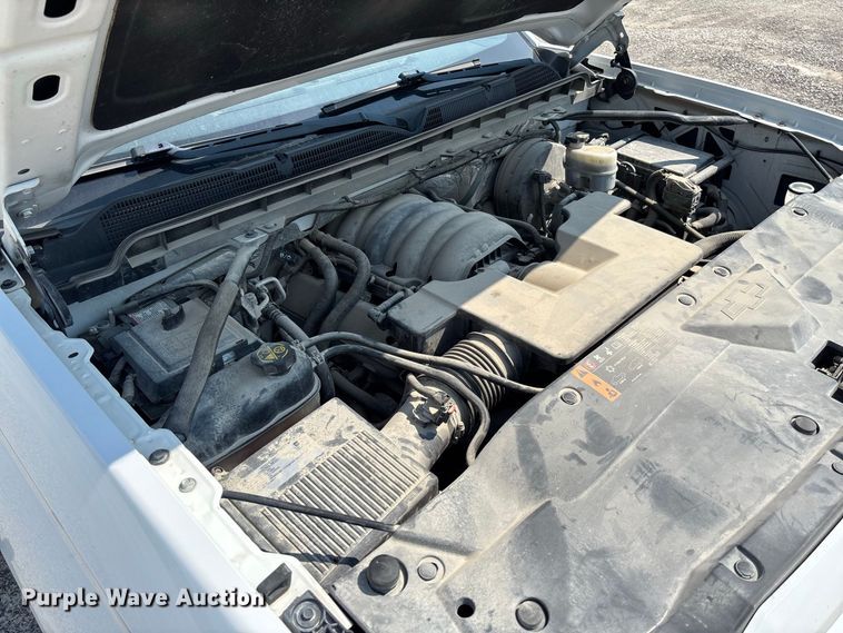 image for item DZ4571 2018 Chevrolet Silverado 1500 Crew Cab pickup truck