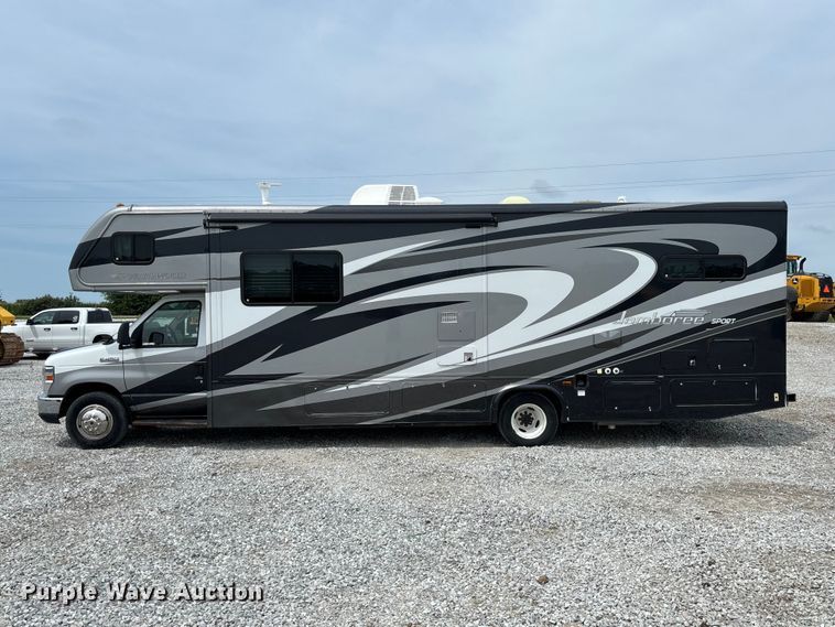 image for item DZ4580 2012 Ford E450 Super Duty Fleetwood Jamboree RV