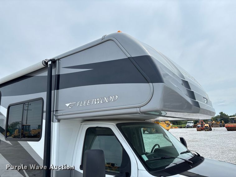 image for item DZ4580 2012 Ford E450 Super Duty Fleetwood Jamboree RV