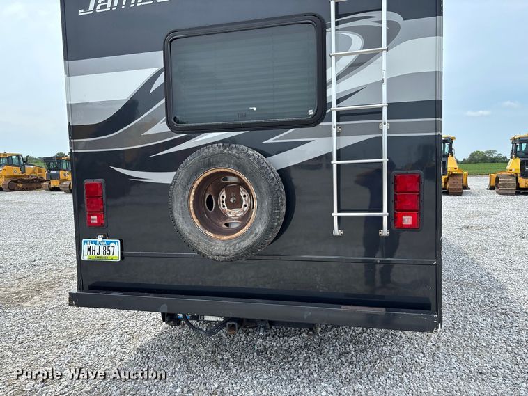image for item DZ4580 2012 Ford E450 Super Duty Fleetwood Jamboree RV