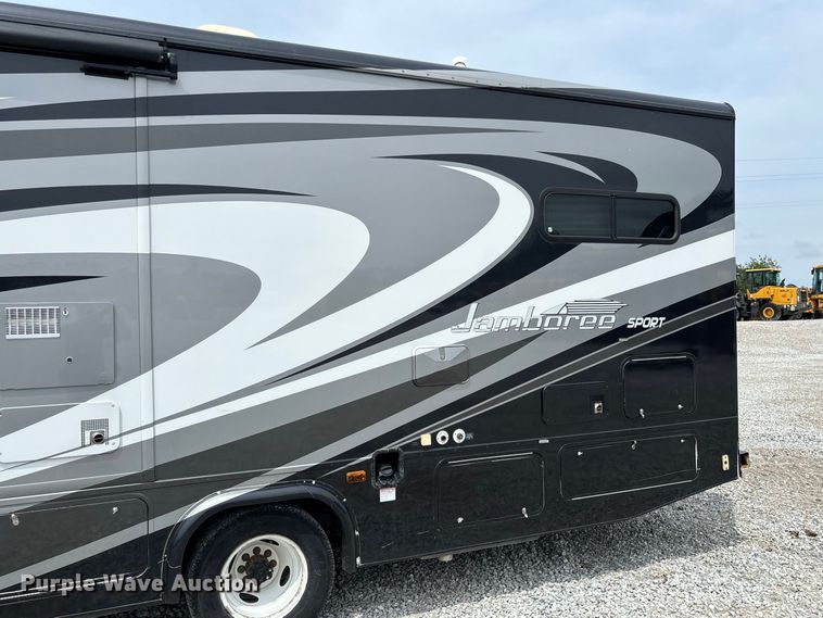 image for item DZ4580 2012 Ford E450 Super Duty Fleetwood Jamboree RV