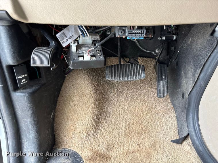 image for item DZ4580 2012 Ford E450 Super Duty Fleetwood Jamboree RV