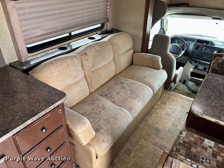 image for item DZ4580 2012 Ford E450 Super Duty Fleetwood Jamboree RV
