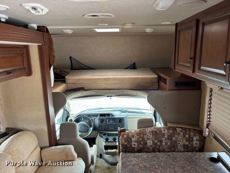 image for item DZ4580 2012 Ford E450 Super Duty Fleetwood Jamboree RV