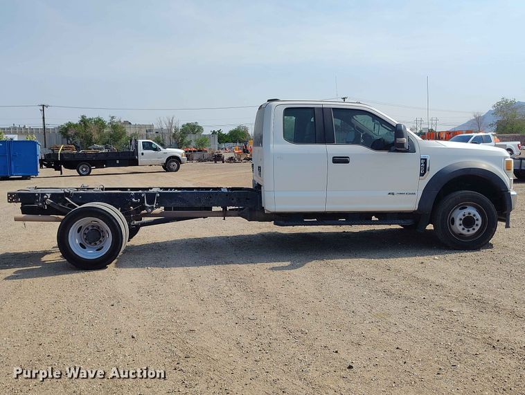 image for item ED0159 2020 Ford F450 Ext. Cab truck cab and chassis
