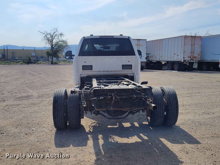 image for item ED0159 2020 Ford F450 Ext. Cab truck cab and chassis
