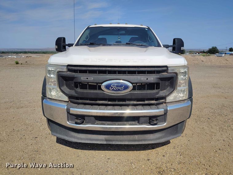 image for item ED0159 2020 Ford F450 Ext. Cab truck cab and chassis