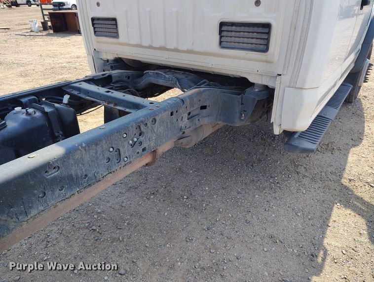 image for item ED0159 2020 Ford F450 Ext. Cab truck cab and chassis