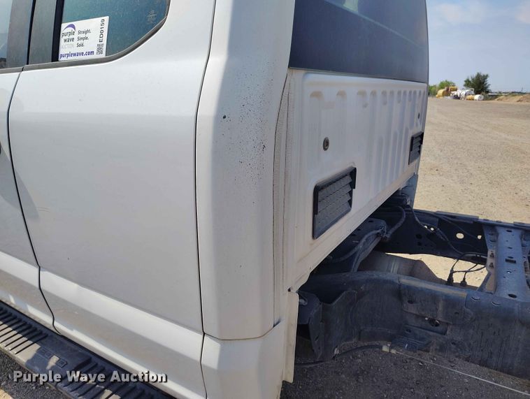 image for item ED0159 2020 Ford F450 Ext. Cab truck cab and chassis
