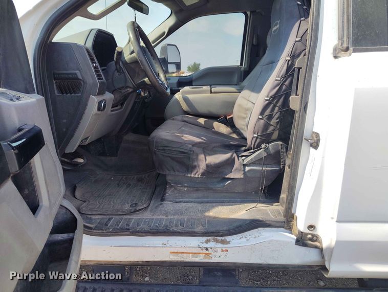 image for item ED0159 2020 Ford F450 Ext. Cab truck cab and chassis