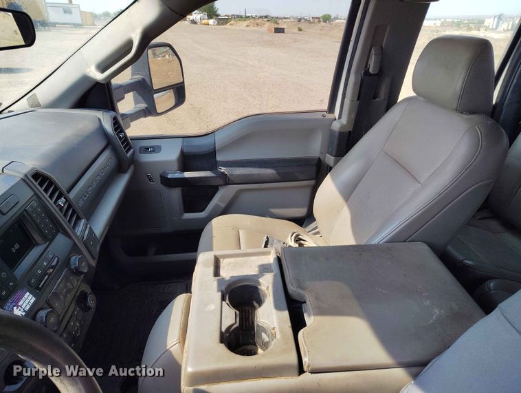 image for item ED0159 2020 Ford F450 Ext. Cab truck cab and chassis