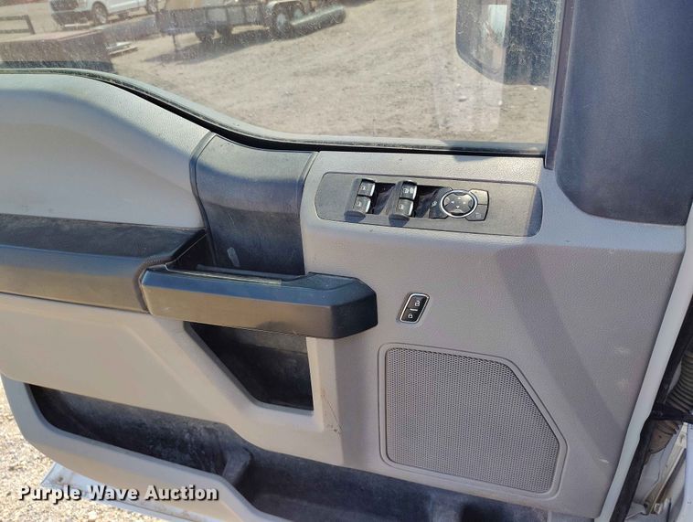 image for item ED0159 2020 Ford F450 Ext. Cab truck cab and chassis