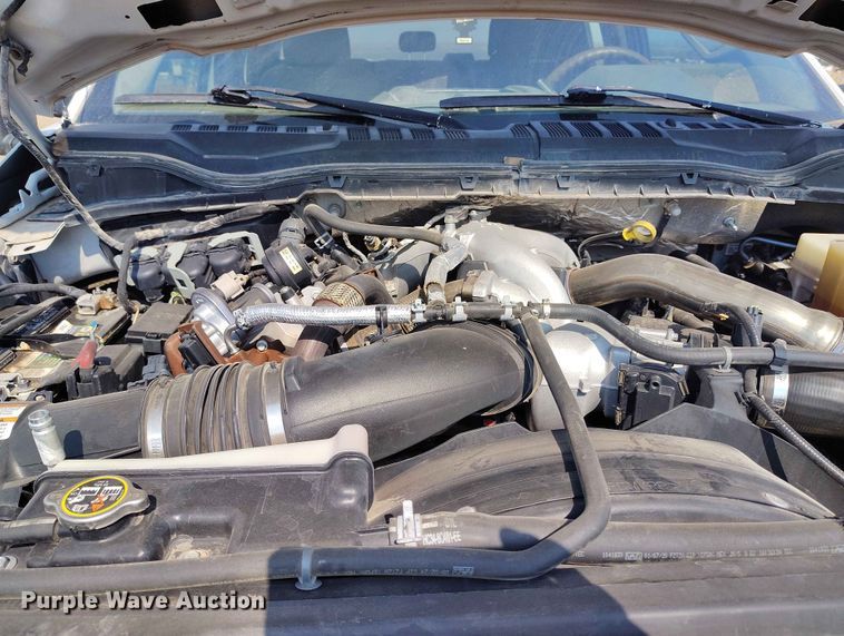 image for item ED0159 2020 Ford F450 Ext. Cab truck cab and chassis