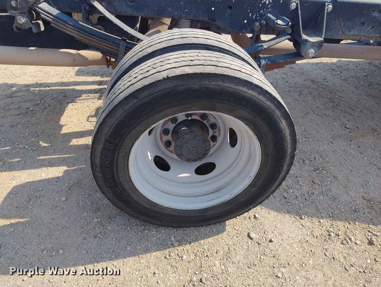 image for item ED0159 2020 Ford F450 Ext. Cab truck cab and chassis