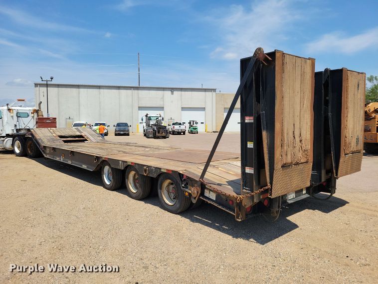image for item EE1171 2010 Etnyre equipment trailer