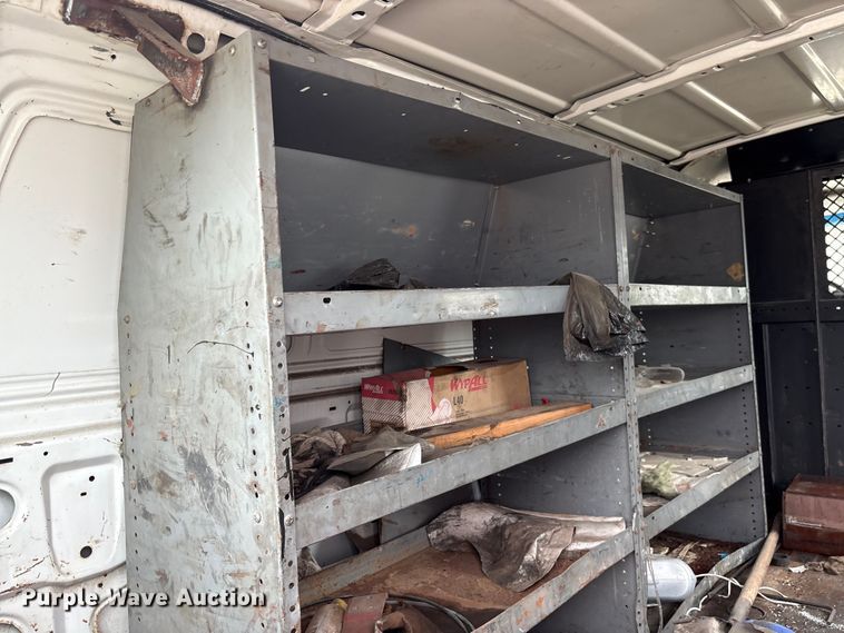 image for item EF1260 2003 Ford E350 van