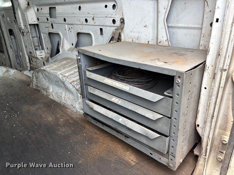 image for item EF1260 2003 Ford E350 van
