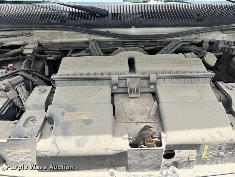 image for item EF1260 2003 Ford E350 van