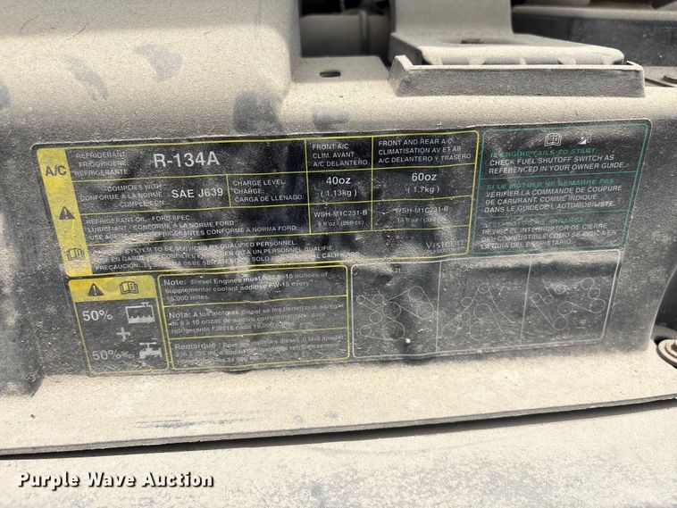 image for item EF1260 2003 Ford E350 van