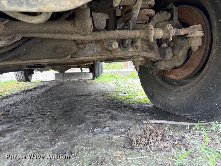 image for item EF1260 2003 Ford E350 van