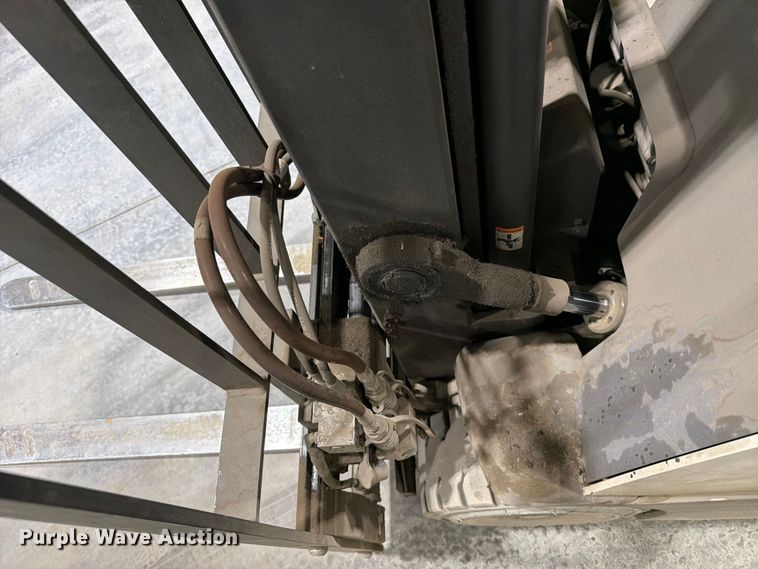 image for item EF1330 2019 Crown RC5545-40 forklift