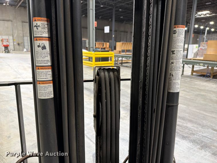image for item EF1330 2019 Crown RC5545-40 forklift