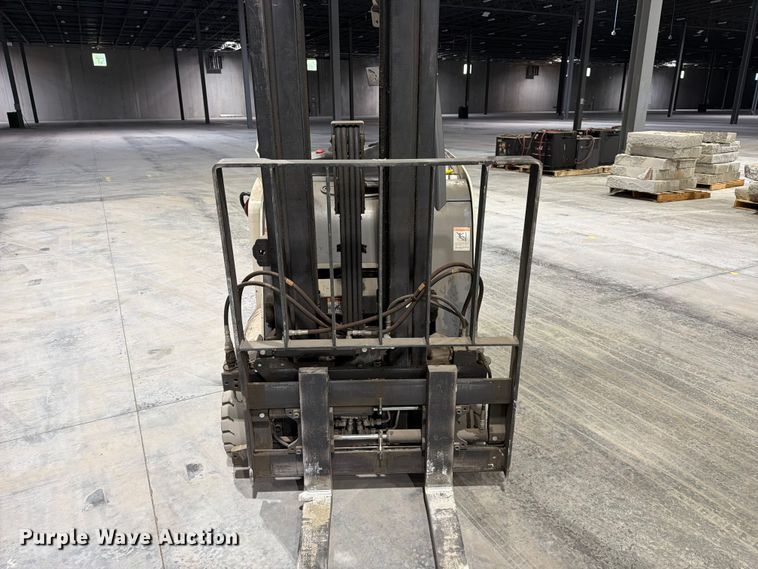 image for item EF1330 2019 Crown RC5545-40 forklift
