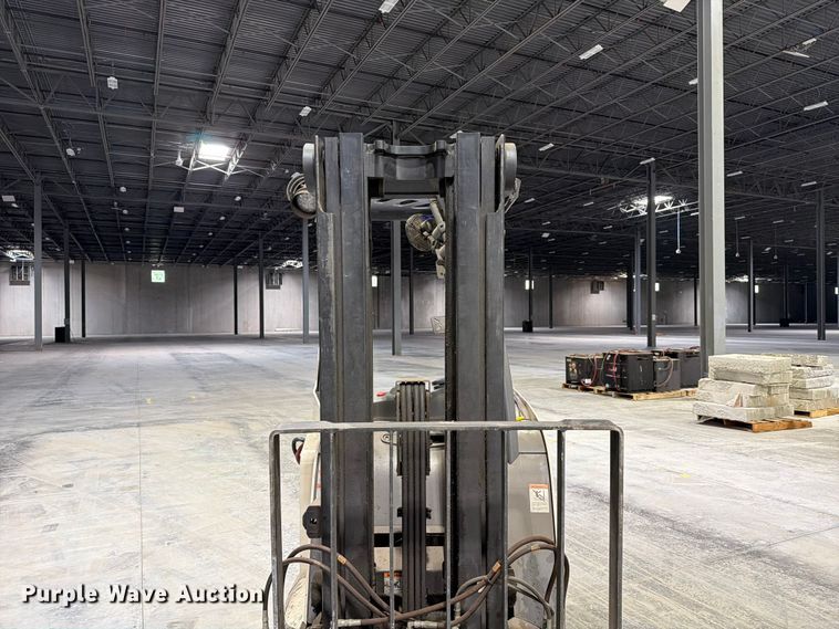 image for item EF1330 2019 Crown RC5545-40 forklift