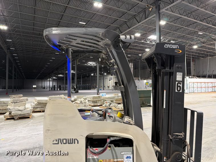 image for item EF1330 2019 Crown RC5545-40 forklift
