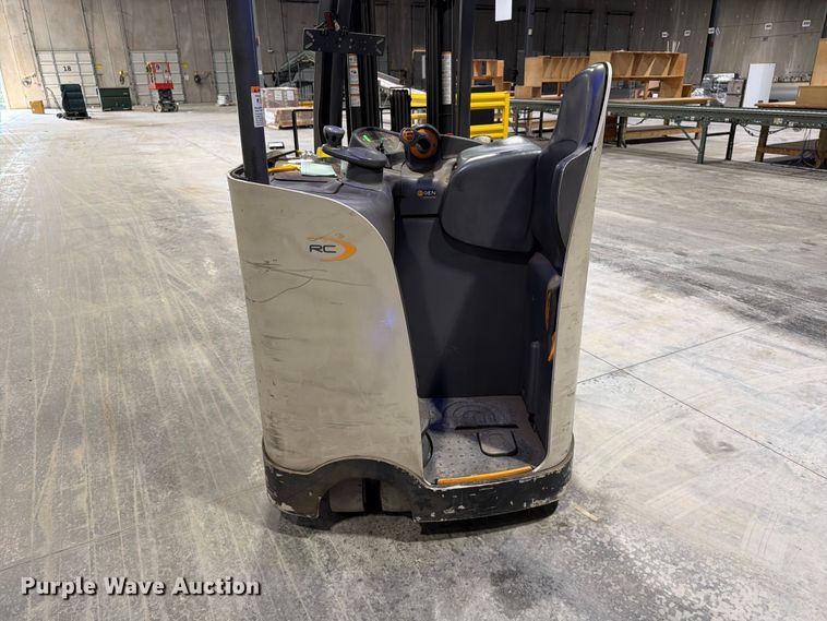image for item EF1330 2019 Crown RC5545-40 forklift