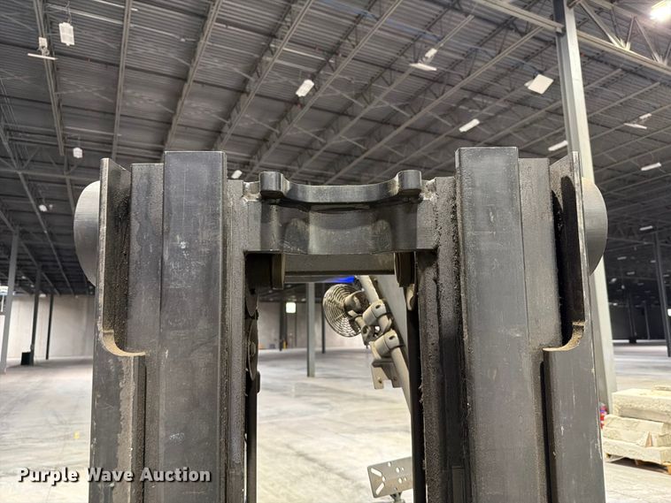 image for item EF1330 2019 Crown RC5545-40 forklift