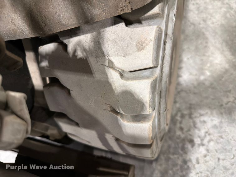 image for item EF1330 2019 Crown RC5545-40 forklift