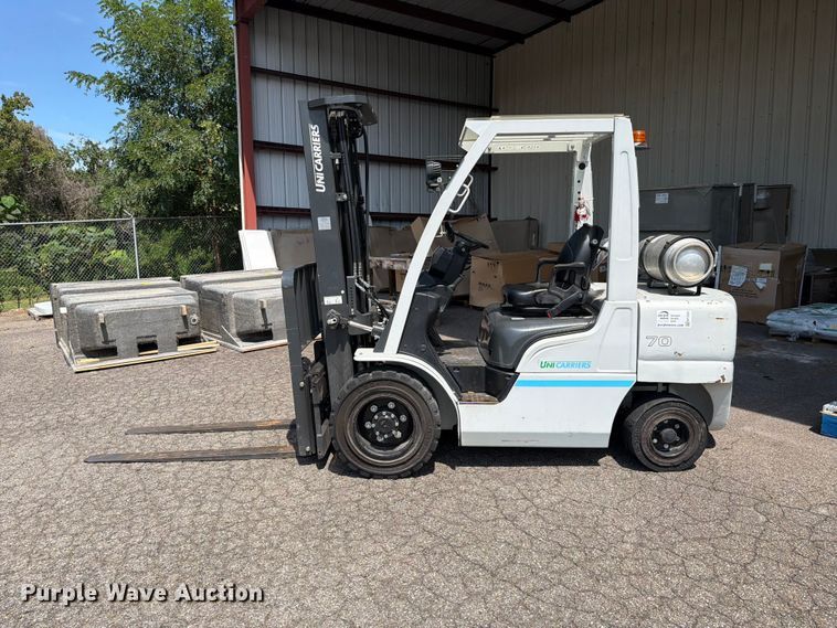image for item EF1332 2018 UniCarriers PF70 forklift