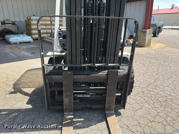 image for item EF1332 2018 UniCarriers PF70 forklift