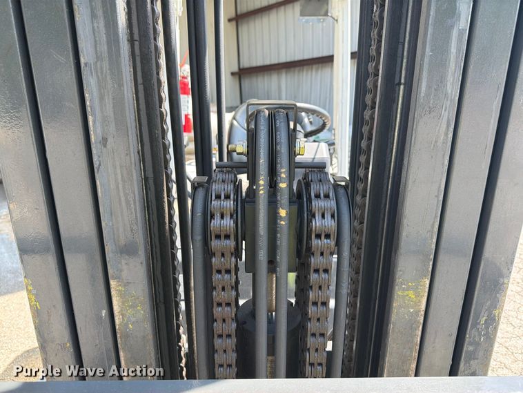image for item EF1332 2018 UniCarriers PF70 forklift