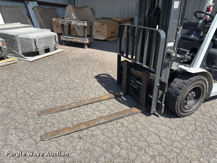 image for item EF1332 2018 UniCarriers PF70 forklift