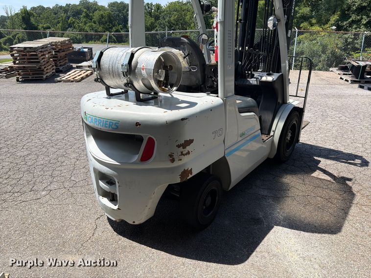 image for item EF1332 2018 UniCarriers PF70 forklift