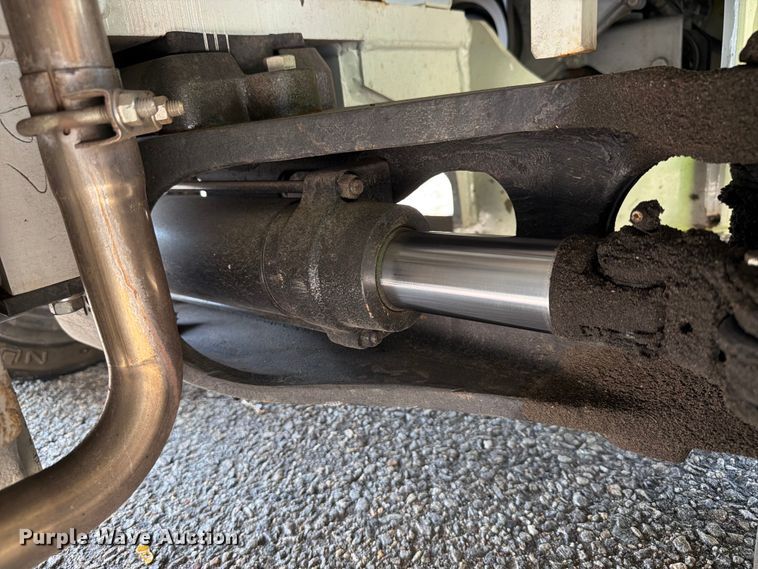 image for item EF1332 2018 UniCarriers PF70 forklift